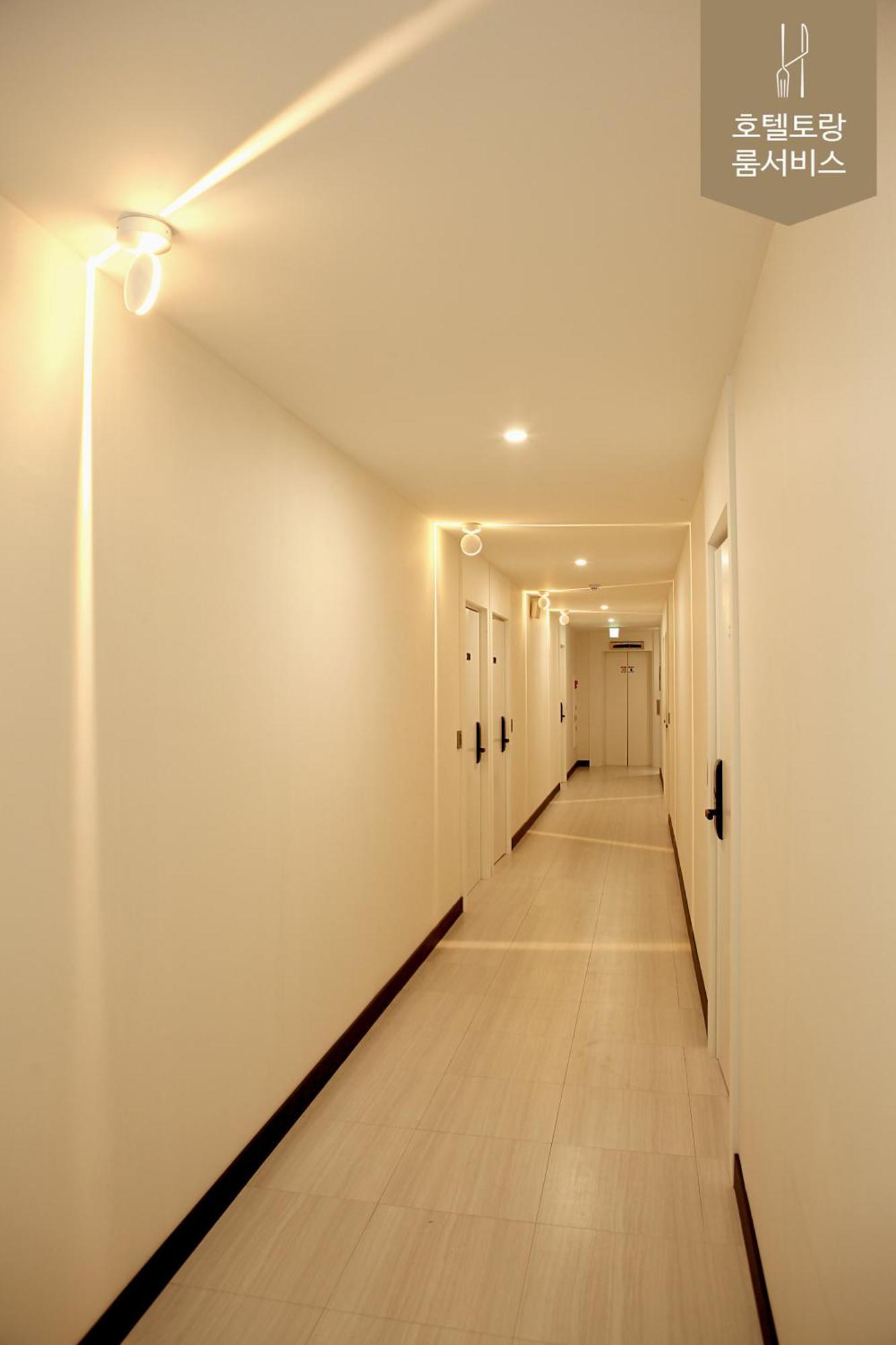 Hotel Torang Čondžu Exteriér fotografie