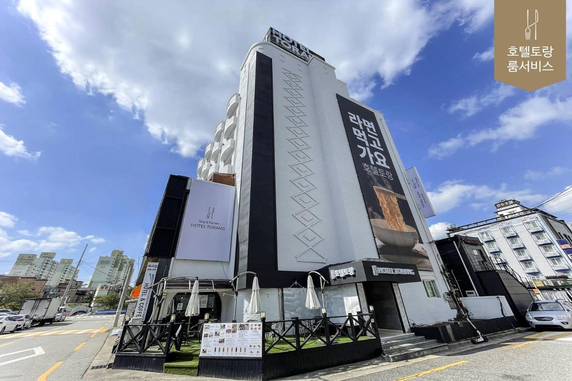 Hotel Torang Čondžu Exteriér fotografie